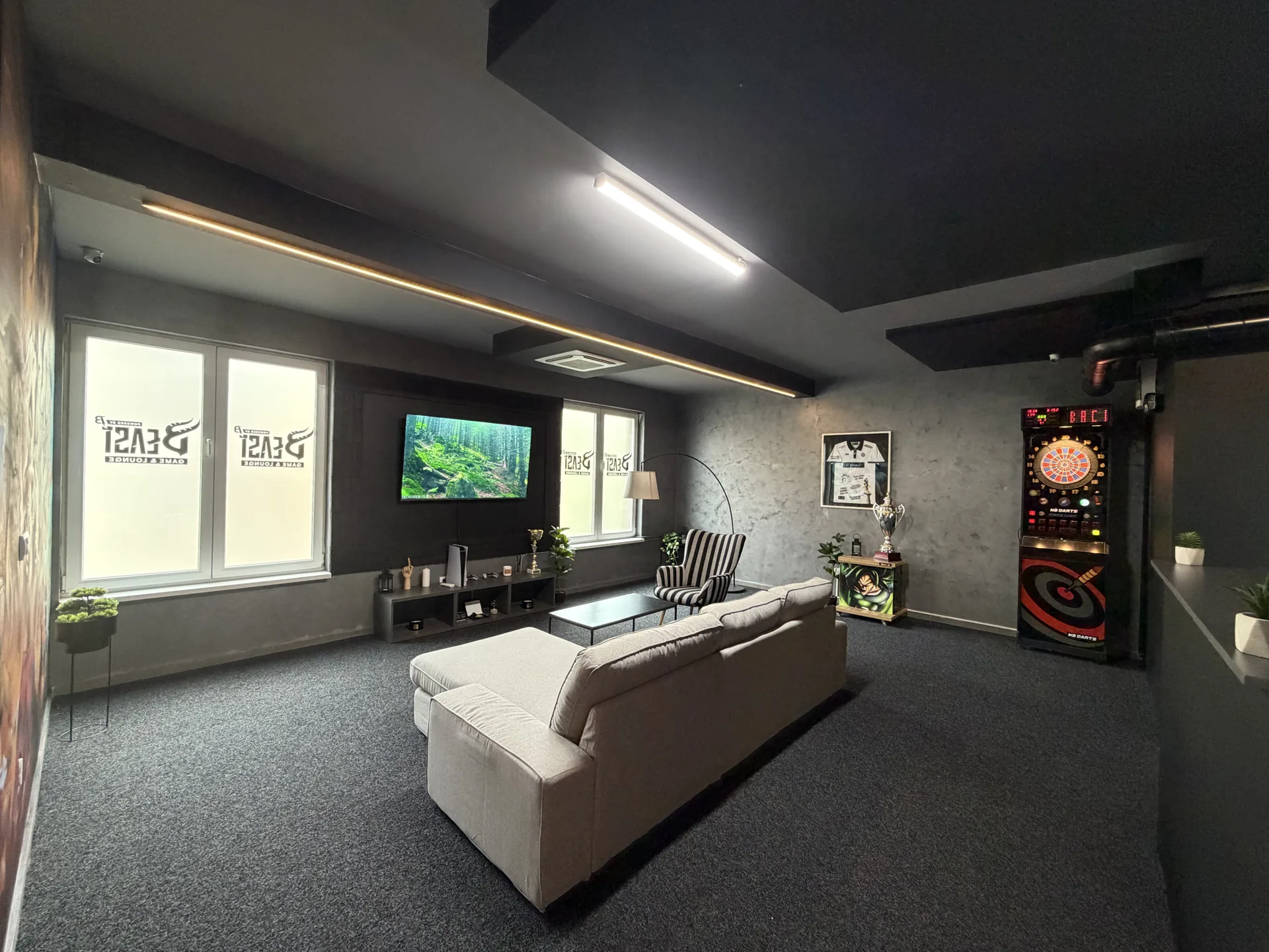 Chill Zone — Lounge